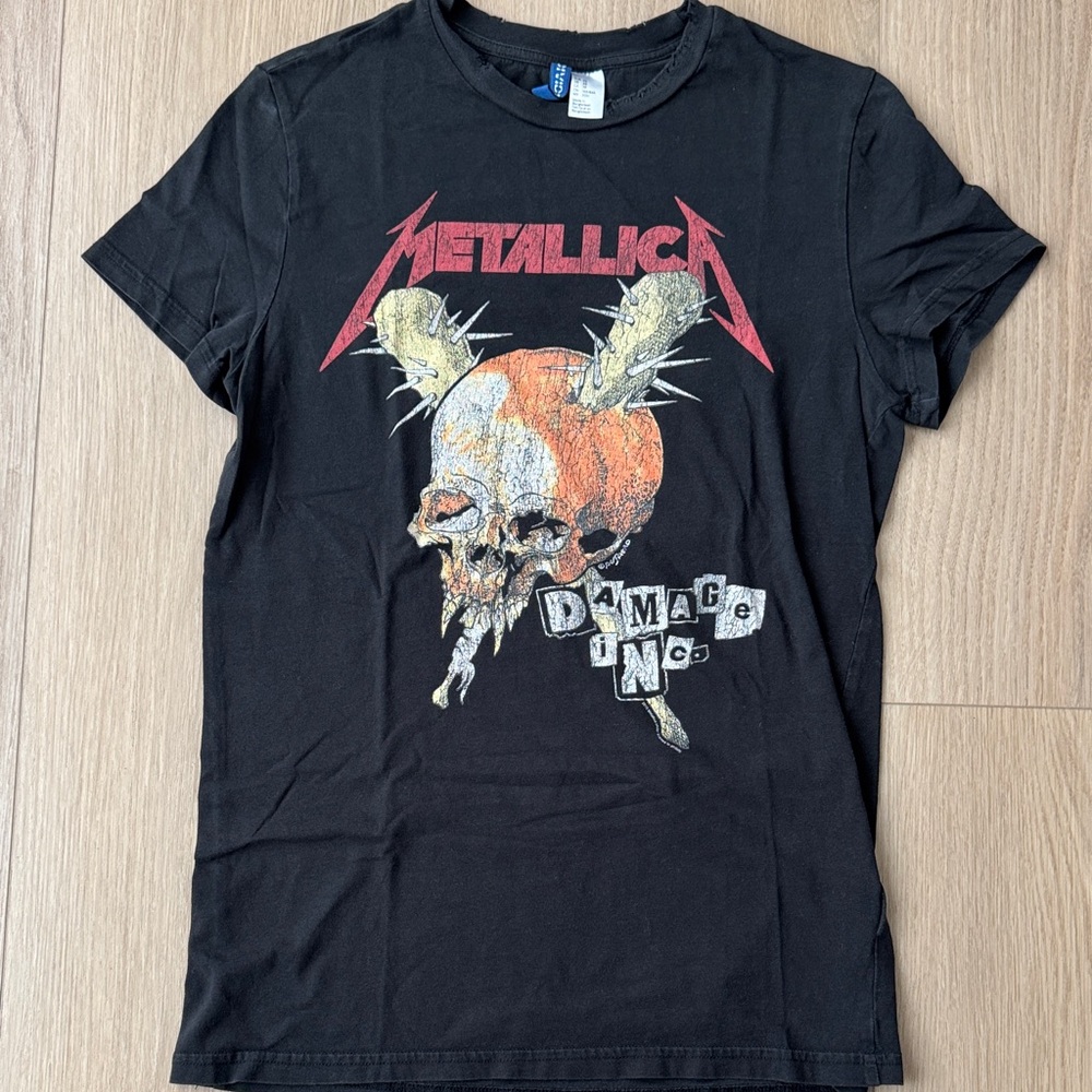 H&M Black Graphic T-Shirt
